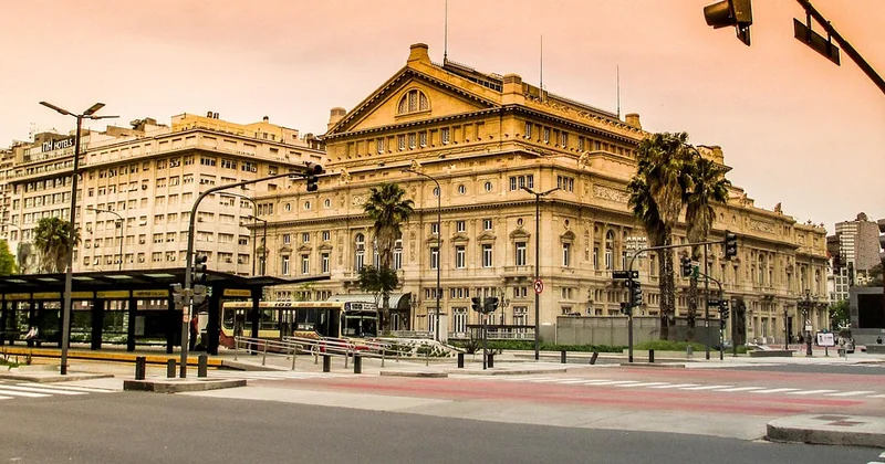 Warum heißt die Hauptstadt Argentiniens „Buenos Aires"?