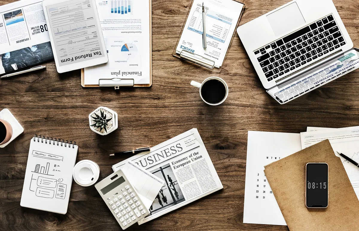 Word, PowerPoint oder Canva: welches Tool für welche Aufgabe