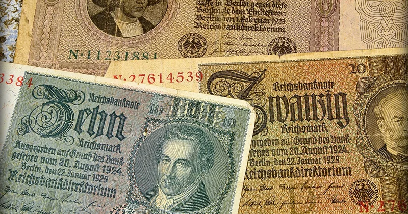 Lustige Geld Sprüche kurz: Für WhatsApp, Status und Karten